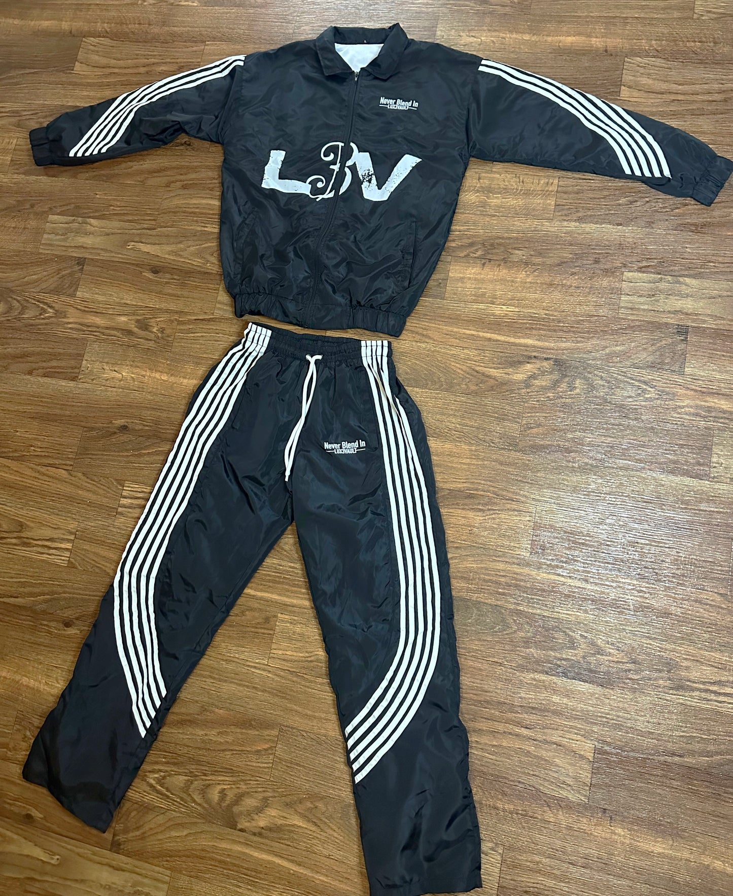 NVR BLEND TRACKSUIT